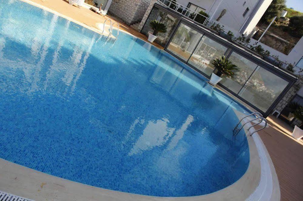 Çeşme Kondo Suites מראה חיצוני תמונה